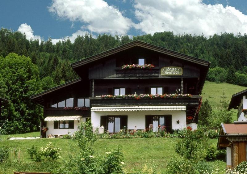 Haus Sonneck Ferienwohnungen Gbr Reit im Winkl Luaran gambar